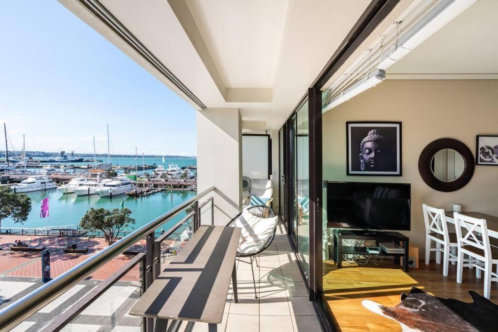 Luxury Waterfront Nest Above Viaduct Harbour Lägenhet Auckland Exteriör bild